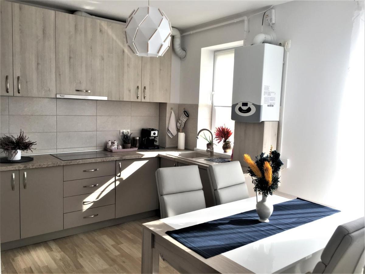 Luxury Mountain View Apartment Brasov Luaran gambar